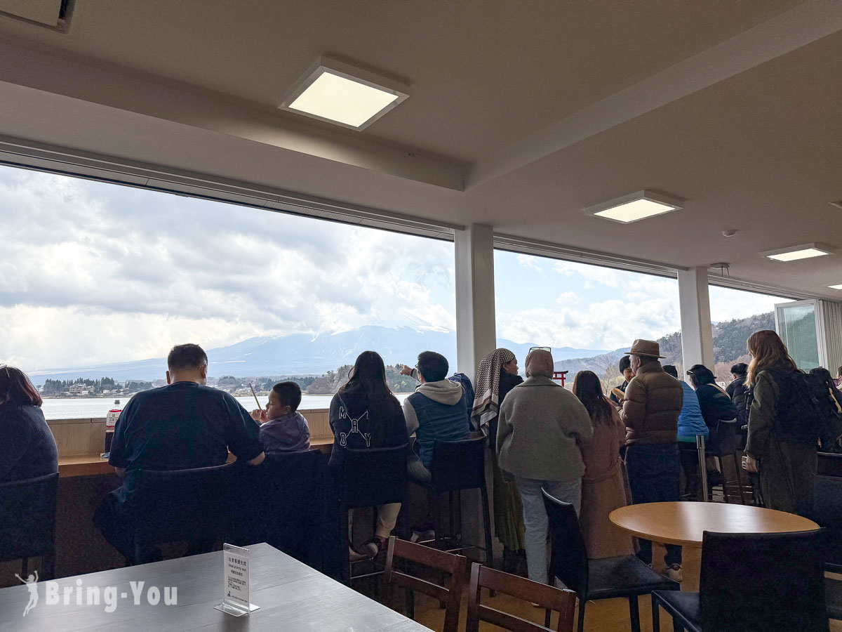 河口湖自然生活館二樓
