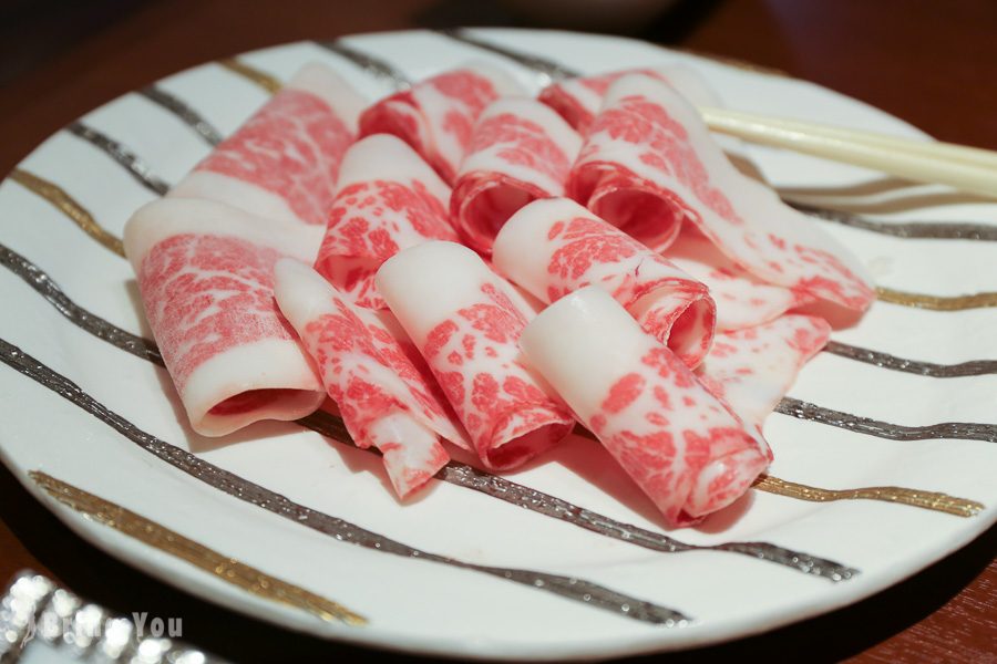 菅乃屋馬肉專門店