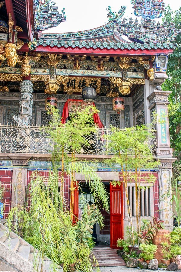龍山堂邱公司