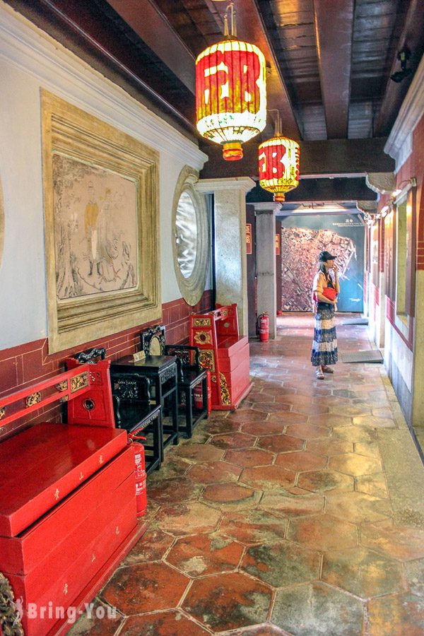 龍山堂邱公司
