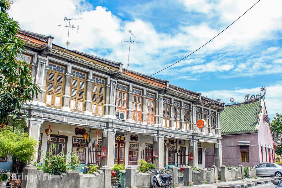 龍山堂邱公司