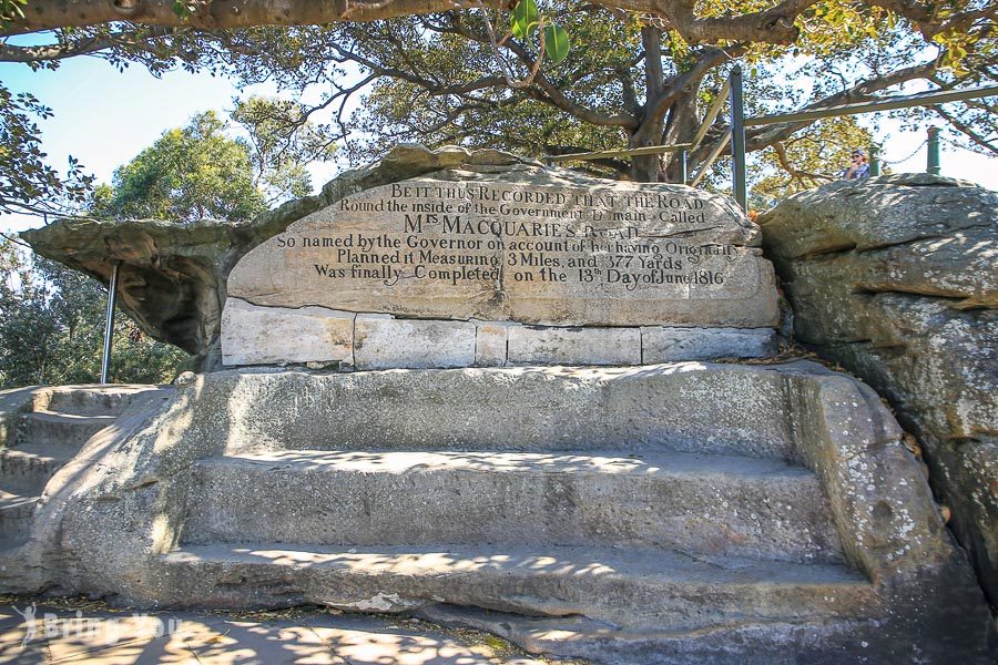 麥奎里夫人石椅(Mrs Macquarie’s Chair)