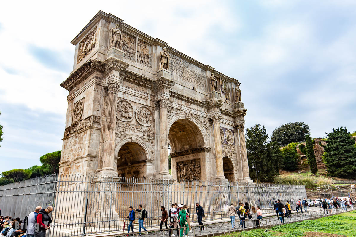 罗马竞技场附近景点|君士坦丁凯旋门(Arco di Costantino)