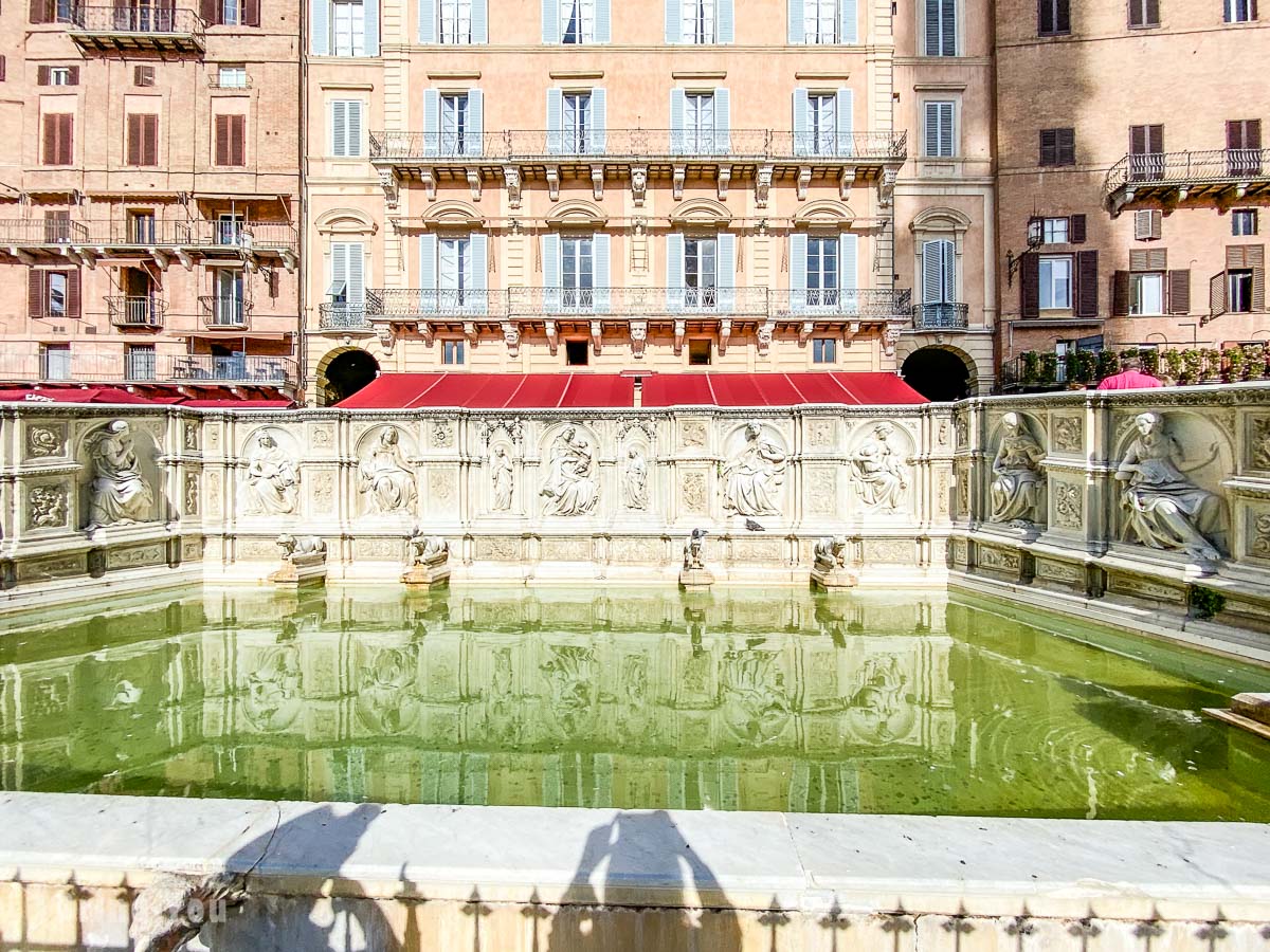 西恩納景點攻略|田野廣場(Piazza del Campo)