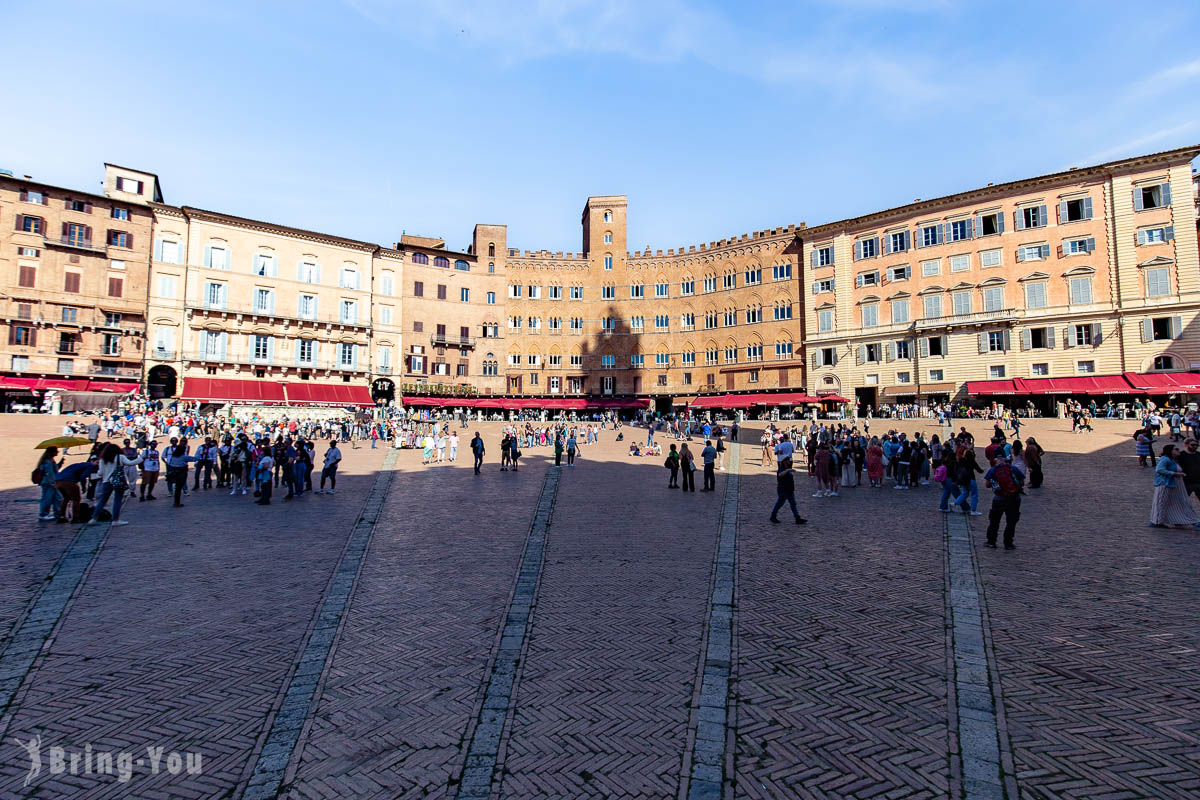 西恩納景點攻略|田野廣場(Piazza del Campo)