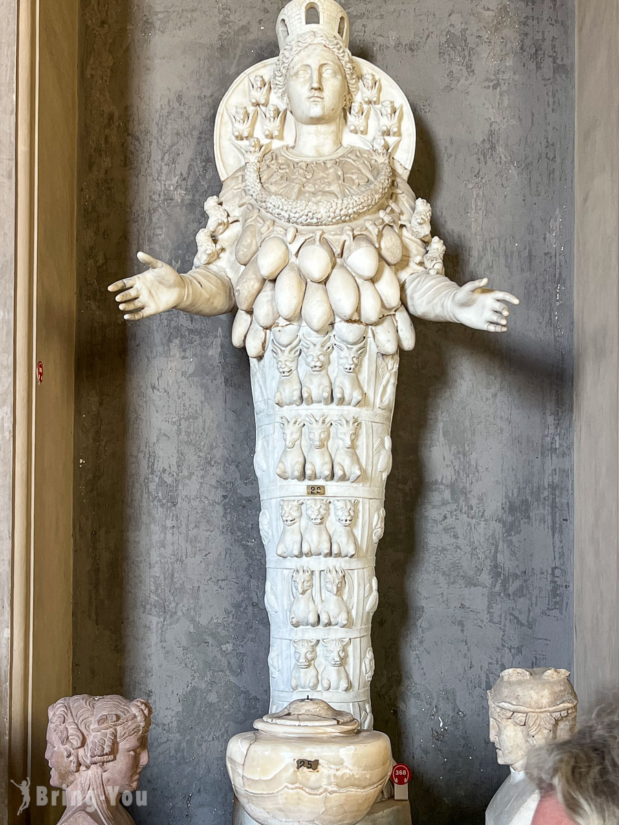 梵蒂冈博物馆必去景点|灯台画廊 Galleria dei Candelabri