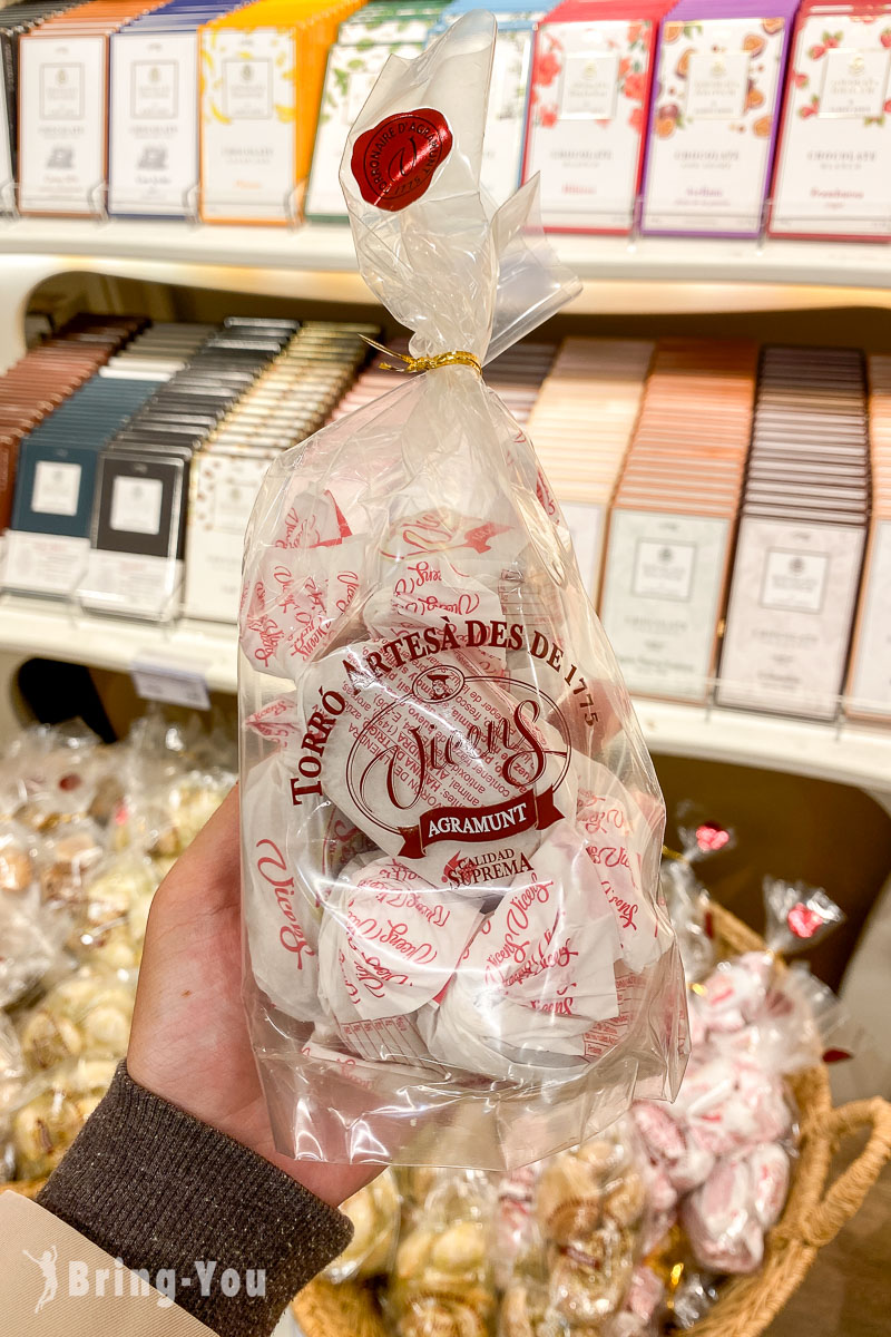 巴塞隆纳必买纪念品|Torrons Vicens杏仁杜隆糖