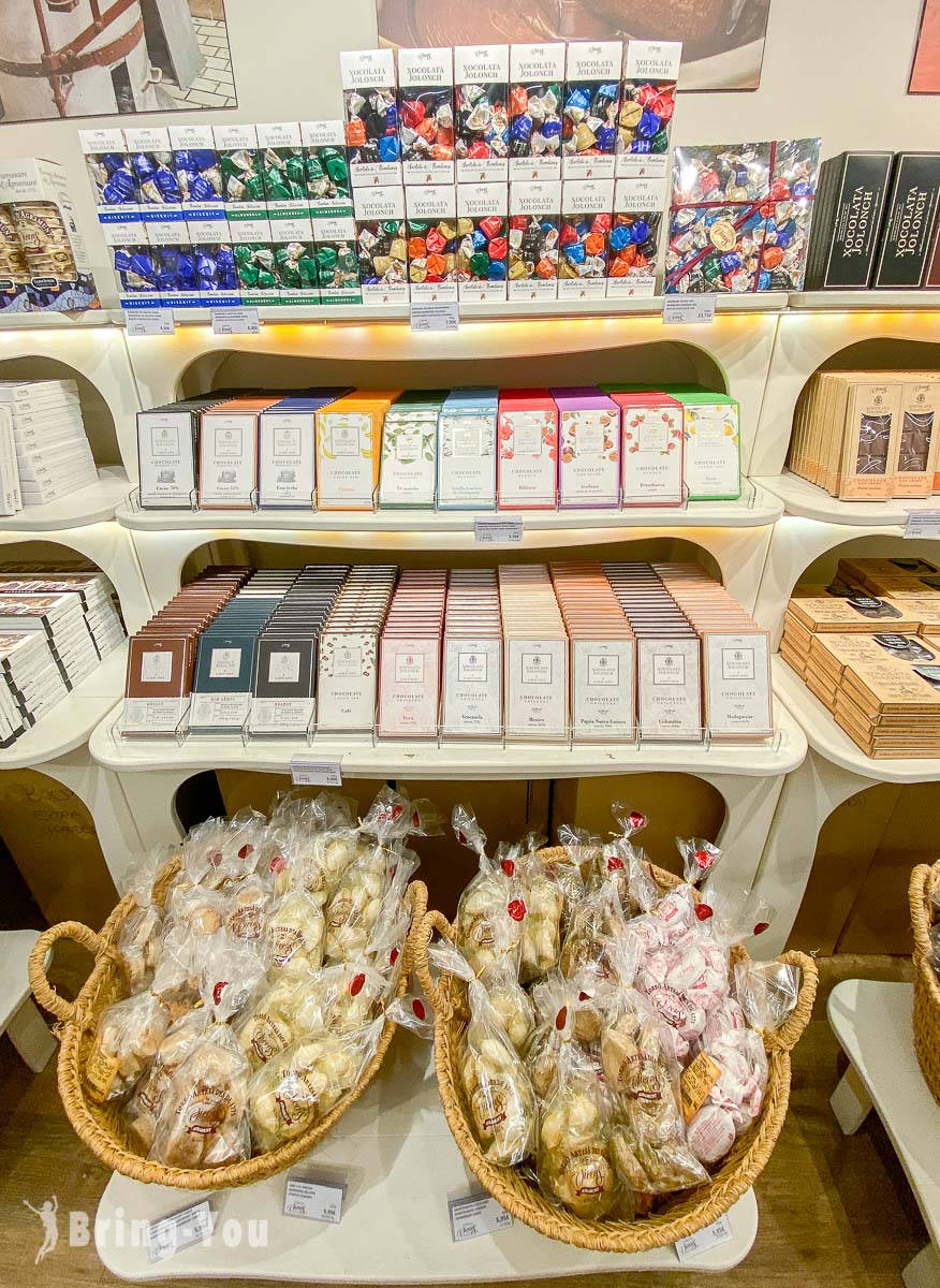 巴塞隆纳必买纪念品|Torrons Vicens杏仁杜隆糖