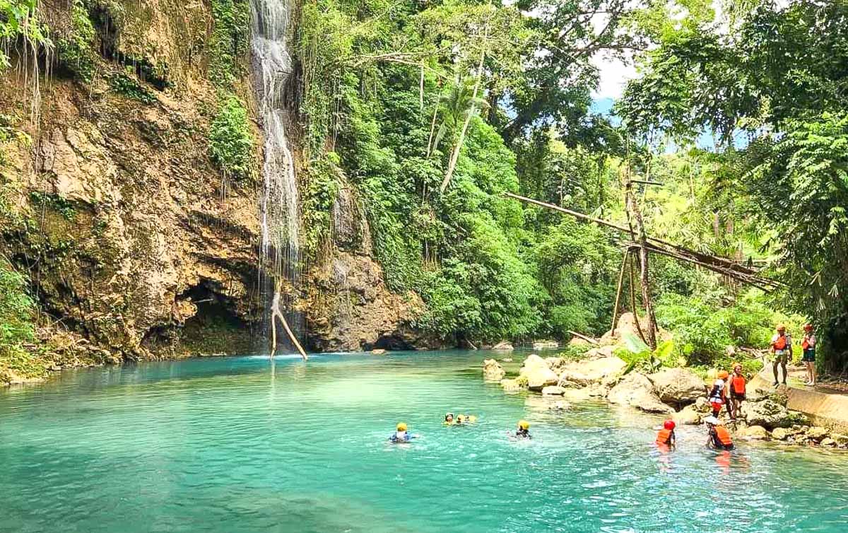 宿霧景點:卡瓦山瀑布(Kawasan Falls)