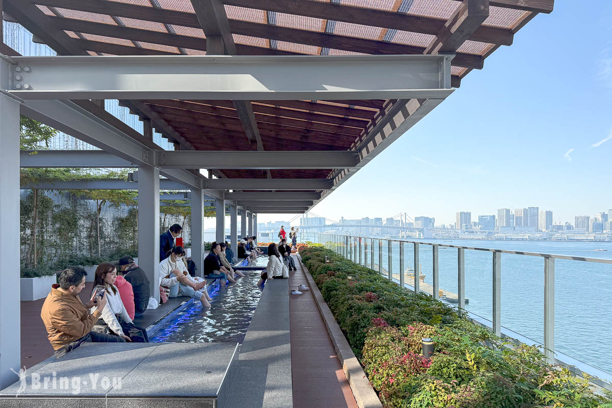東京豐洲萬葉俱樂部:免費展望足湯庭園