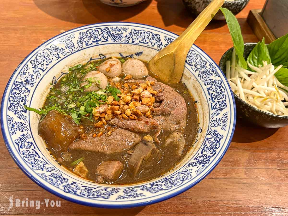 【曼谷必吃美食】Thong Smith 通思密船麵｜頂級和牛豪華船麵
