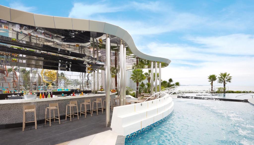 Grande Centre Point Pattaya 芭达雅格兰德中心大饭店评价
