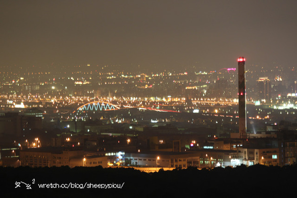 【台中】望高寮夜景公园：大肚山一带情侣好友看夕阳、夜景、圣诞跨年好去处