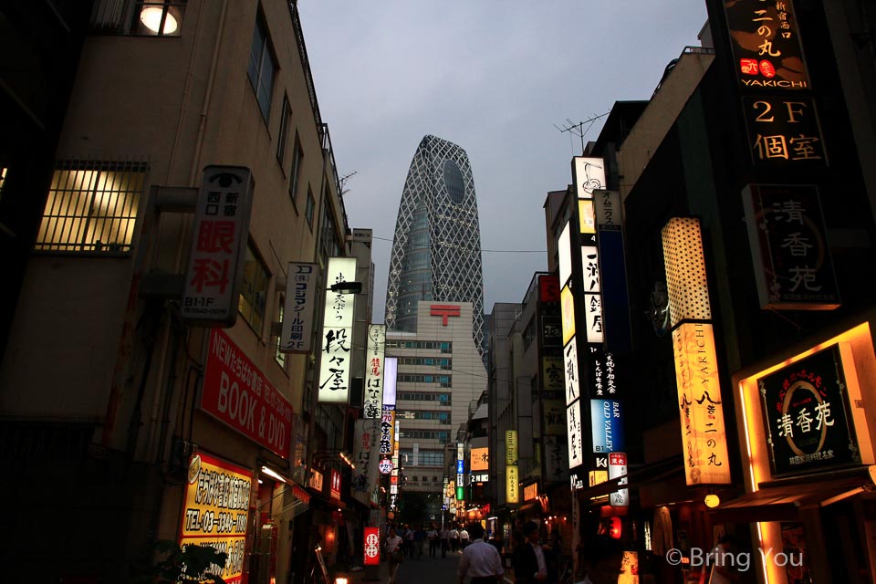 新宿西口逛街景点