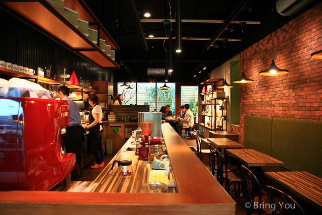 【高雄巨蛋咖啡廳】Pinn Cafe 品咖啡→ 環境好、氣氛佳、好咖啡
