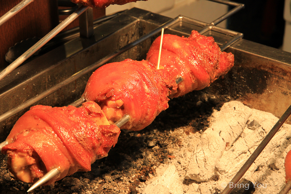 【高雄旅遊】瑞豐夜市美食、好吃的慕尼黑德國豬腳、娛樂及週邊景點