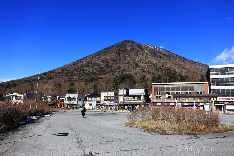 男体山