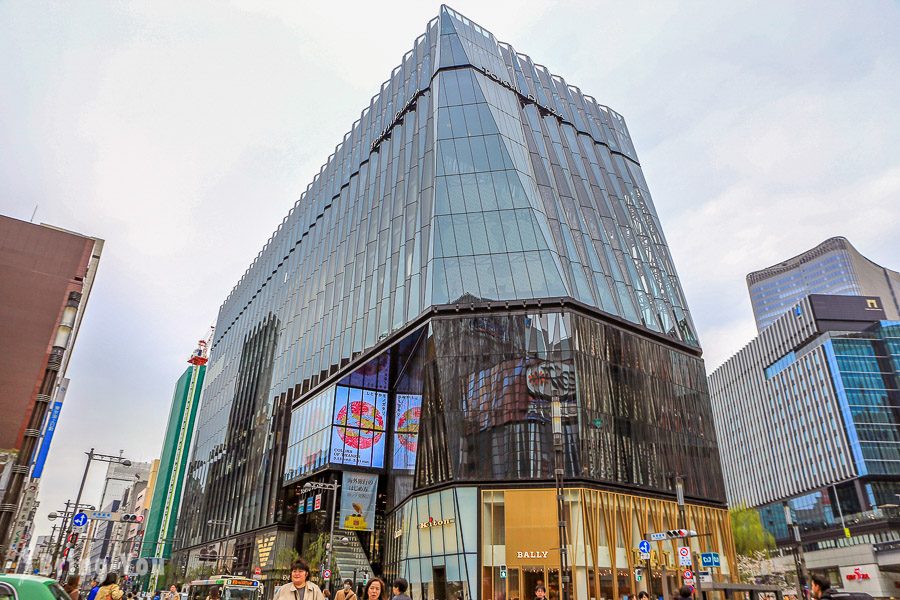 TOKYU PLAZA GINZA（东急 PLAZA 银座）