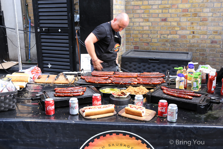 【伦敦东区市集】红砖巷市集 Brick Lane：英国次文化涂鸦艺术 Graffiti & 街头艺人 & 美食之旅