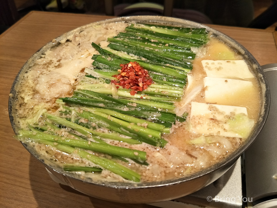【九州福岡美食】來「大山牛腸鍋 おおやま」體驗もつ鍋（牛腸鍋）：博多特色鄉土料理