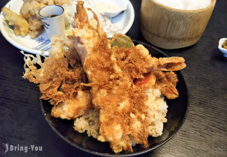 【別府美食】とよ常，人氣老店的美味特上天丼，炸蝦當真好吃～