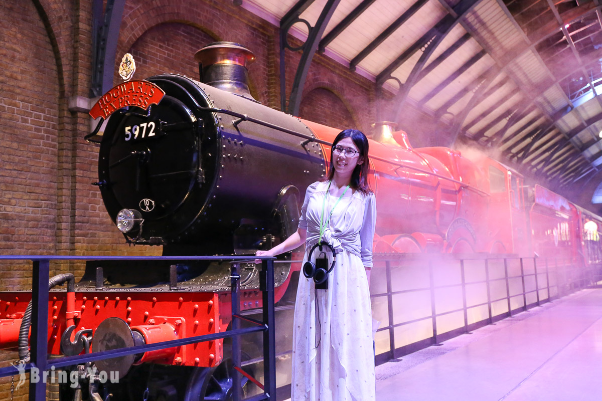 Warner Bros. Harry Potter Studio Tour London: A Complete Guidebook of Potterheads