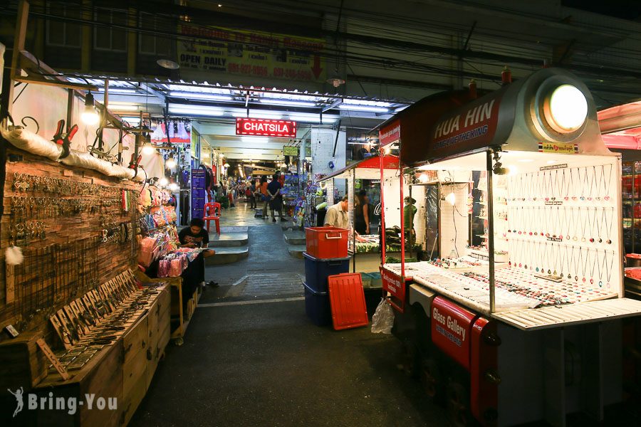 华欣夜市Chatchai Night Market