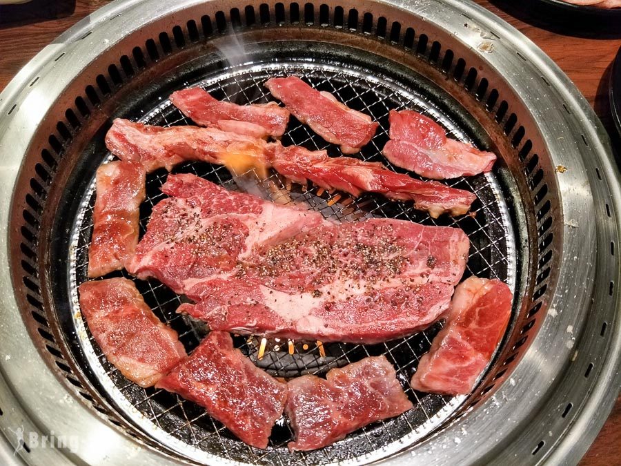 大阪烧肉吃到饱-焼肉 王道ファミリア