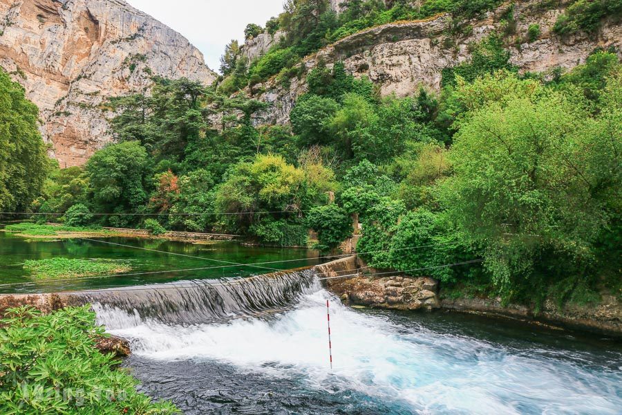 水泉村（Fontaine de vaucluse）