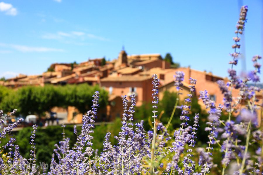 紅土城（Roussillon）