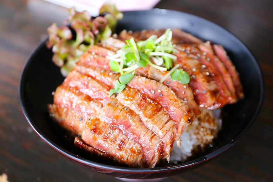 Red Rock 神户牛排丼饭