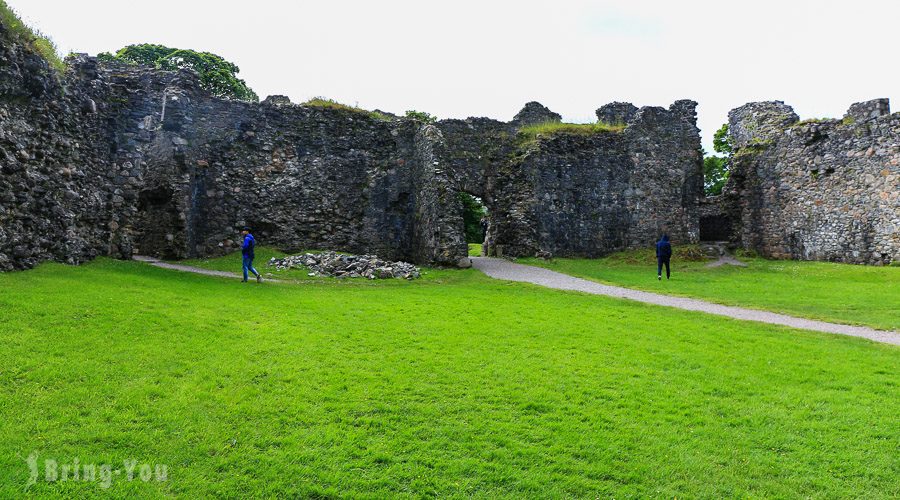 Old Inverlochy Castle