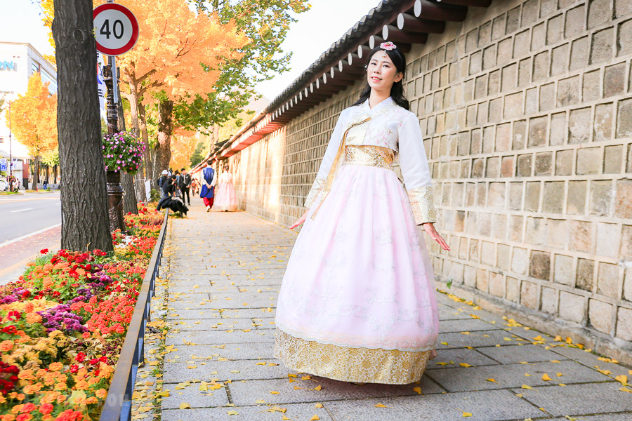 【首尔韩服店家】仁寺洞传统韩服租借体验推荐 – Hanbok Dan（含编发、化妆）