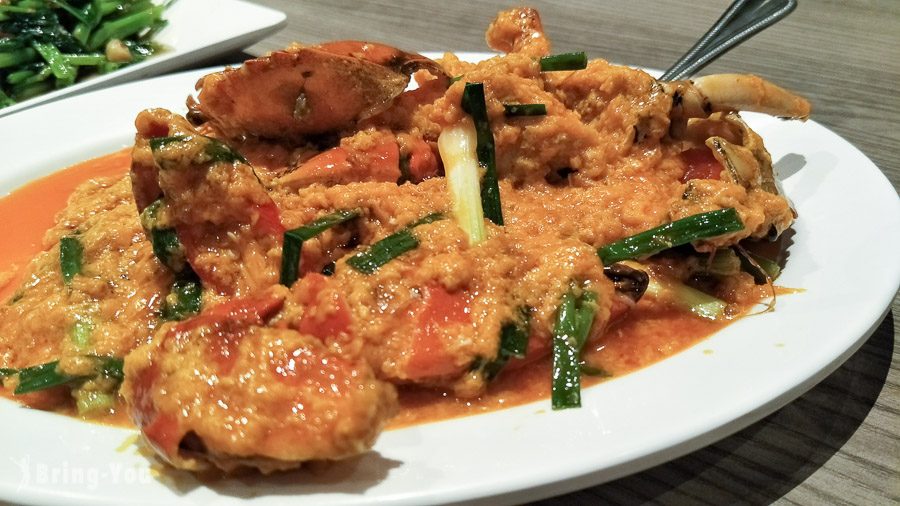 Somboon Seafood Fried Curry Crab