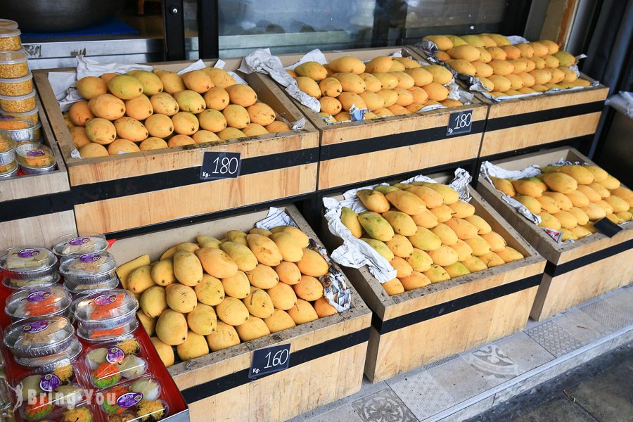 Mae Varee Mango Sticky Rice