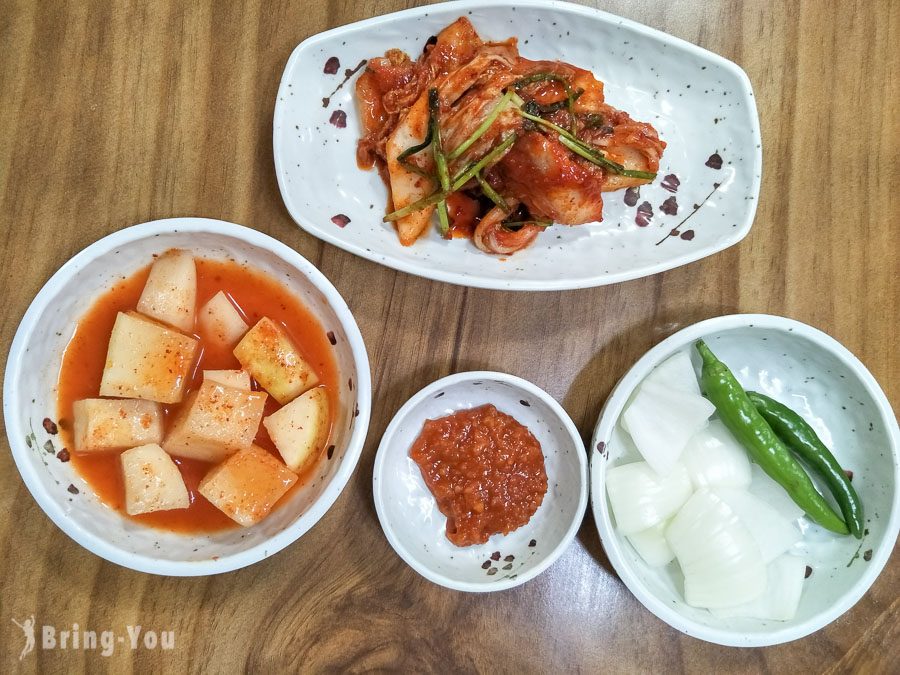 明洞釜山本钱猪肉汤饭