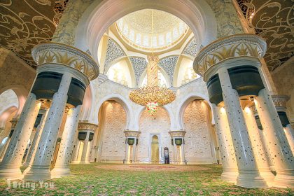 【阿布達比】謝赫扎耶德大清真寺 Sheikh Zayed Grand Mosque：必看景點介紹&服裝穿搭規定 | BringYou
