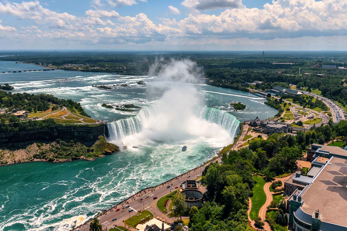 【美国纽约州】尼加拉瀑布一日游 Niagara Falls：景点、雾中少女号游船、喷射快艇攻略