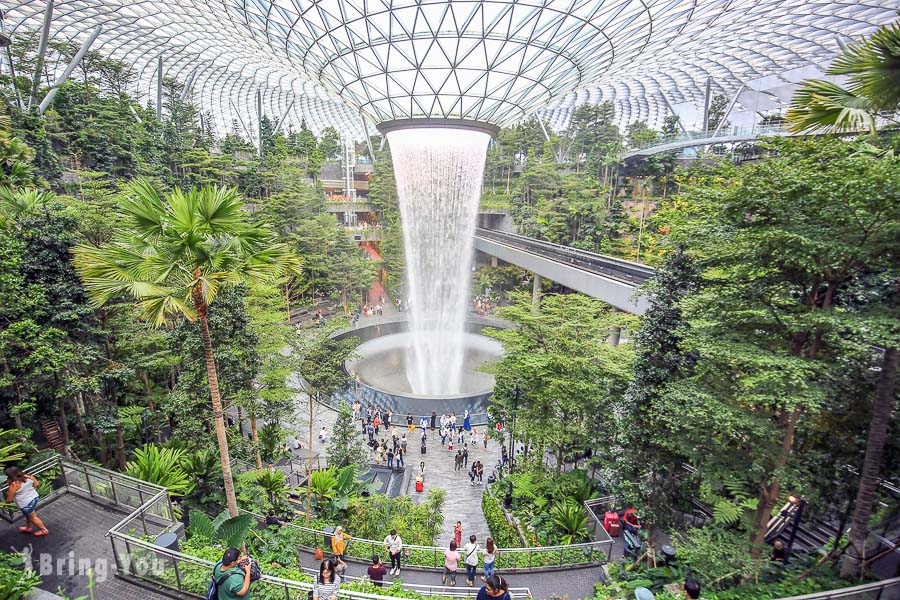 星耀樟宜jewel Changi Airport 新加坡樟宜機場必拍室內瀑布時間 燈光秀 好玩景點 美食餐廳攻略 Bringyou