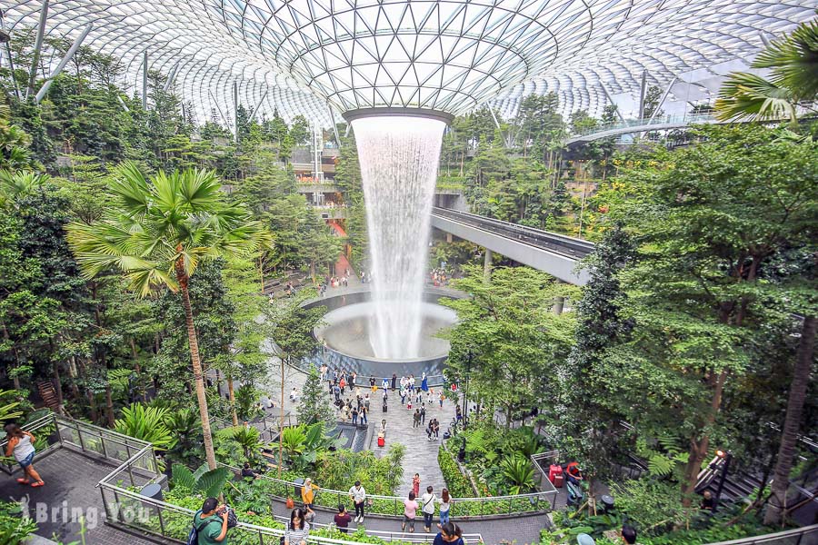 【星耀樟宜 Jewel Changi Airport】新加坡樟宜机场必拍室内瀑布时间、灯光秀、好玩景点、美食餐厅攻略