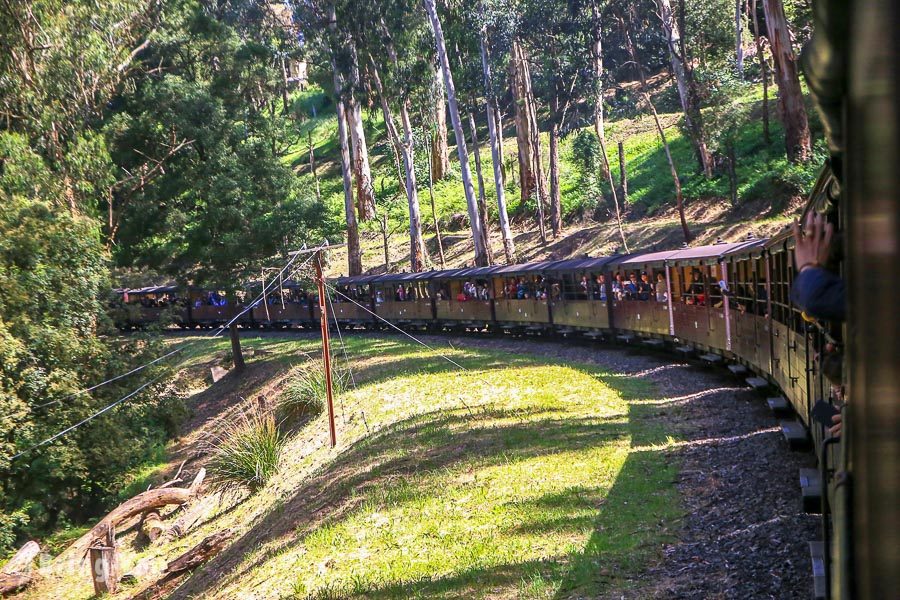 普芬比利蒸汽火车 Puffing Billy Railway