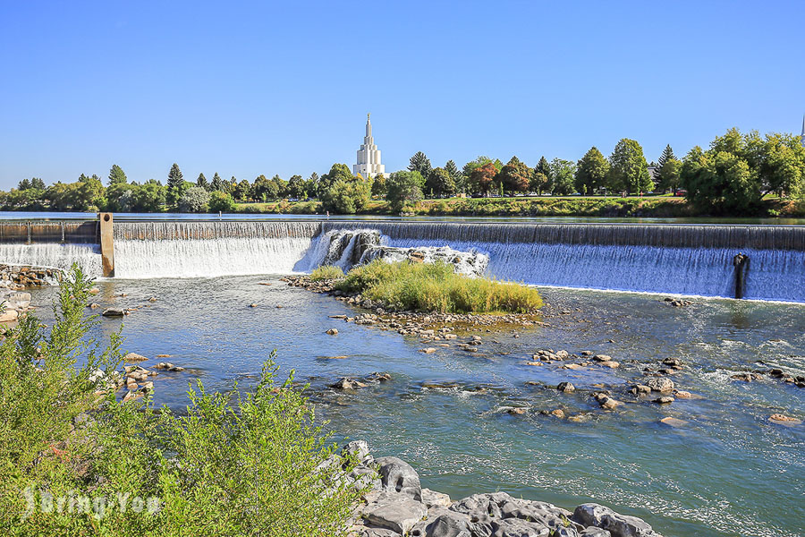 【美国爱达荷州】爱达荷瀑布市(Idaho Falls) ：蛇河绿带远望摩门教圣殿