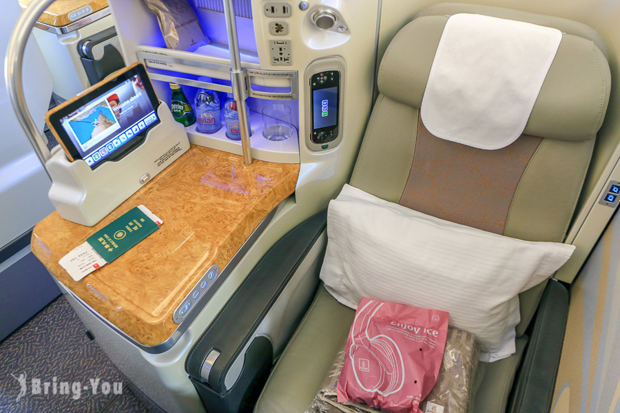 阿联酋航空商务舱Emirates A380