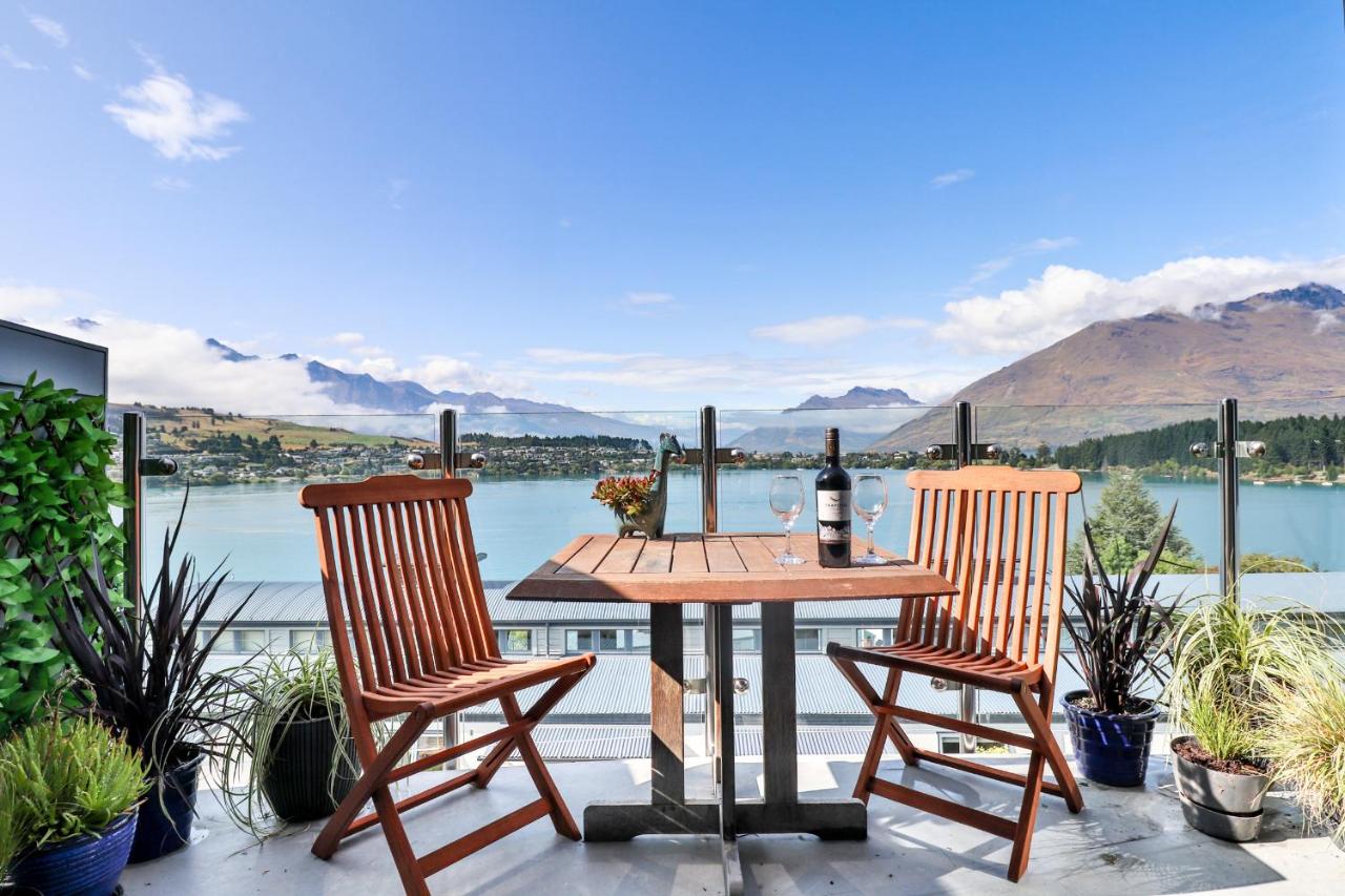 【紐西蘭皇后鎮住宿】Queenstown絕美瓦卡蒂普湖景湖景飯店推薦，人氣民宿、平價酒店大集合