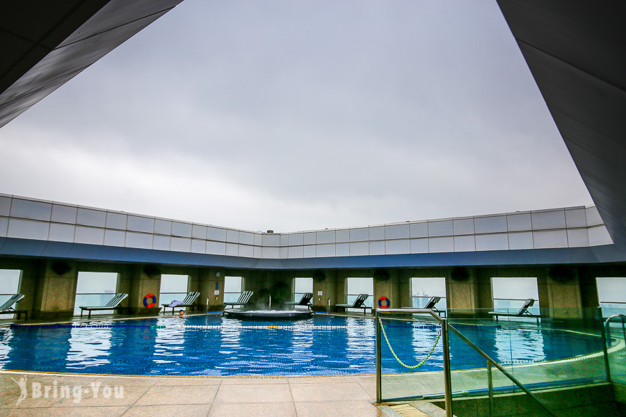香格里拉台北遠東國際大飯店高空泳池