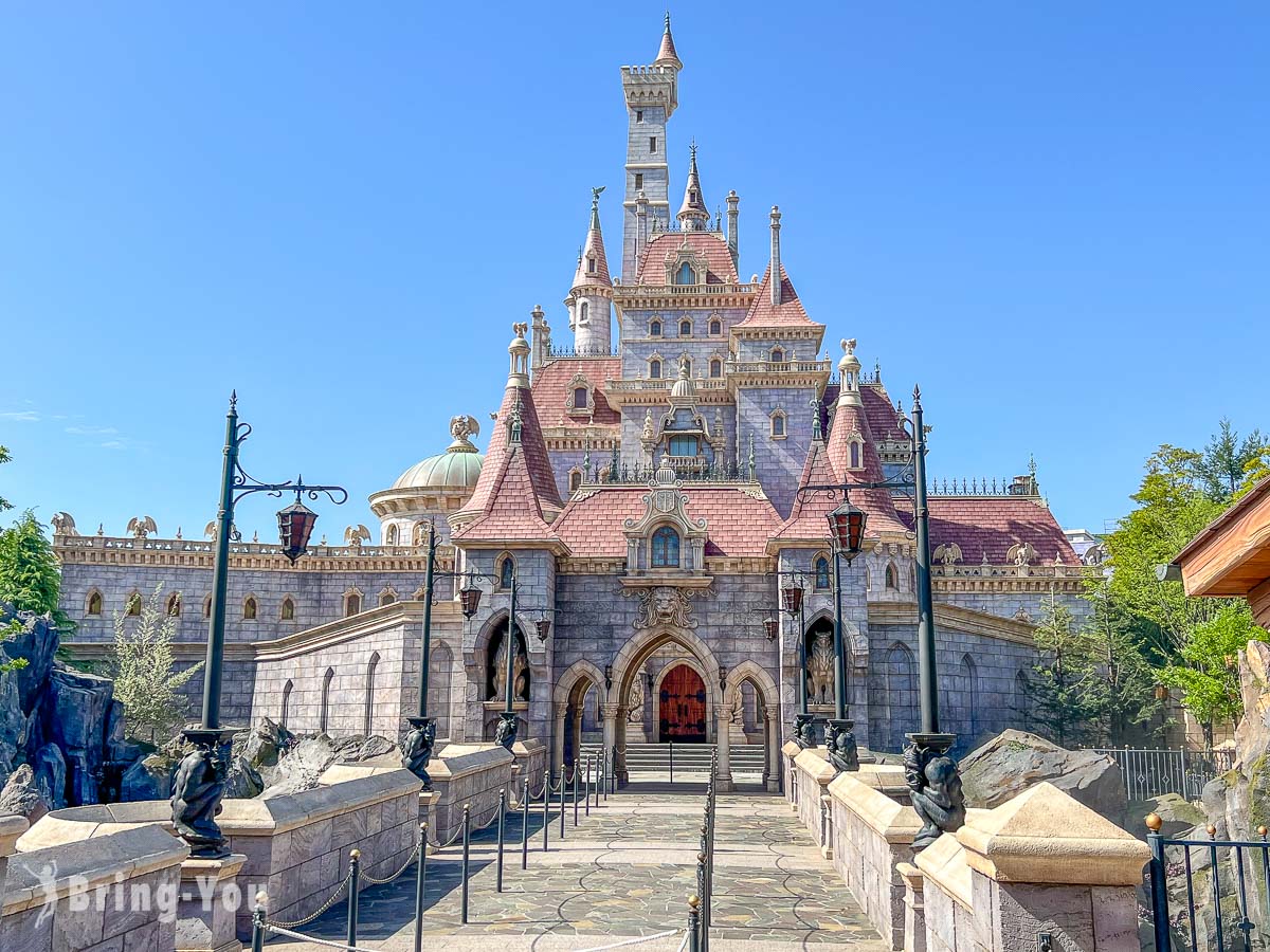 Discover Tokyo Disneyland’s Beauty and the Beast Area: Immerse Yourself in a Fairytale World of Rides, Food and Fun