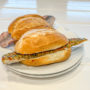 【漢堡港口區美食】Brucke 10：St. Pauli 碼頭排隊美食：必吃北海蝦漢堡、醃鯡魚漢堡
