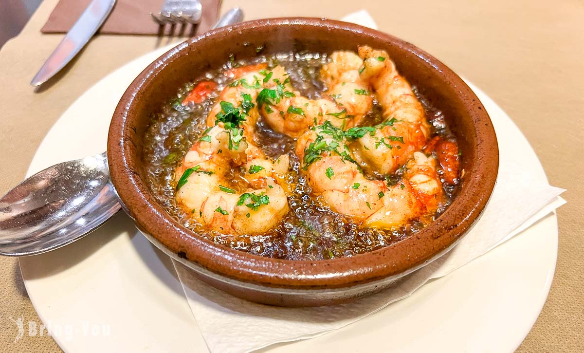【巴塞隆納美食餐廳推薦】Colom Restaurant：墨魚海鮮燉飯、蒜味蝦都好吃