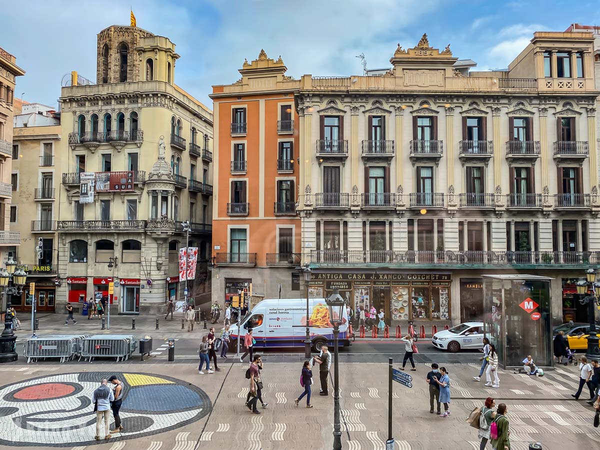 【巴塞隆納便宜飯店推薦】Hotel Ingles Barcelona：蘭布拉大道、Liceu 地鐵站步行 3 分鐘
