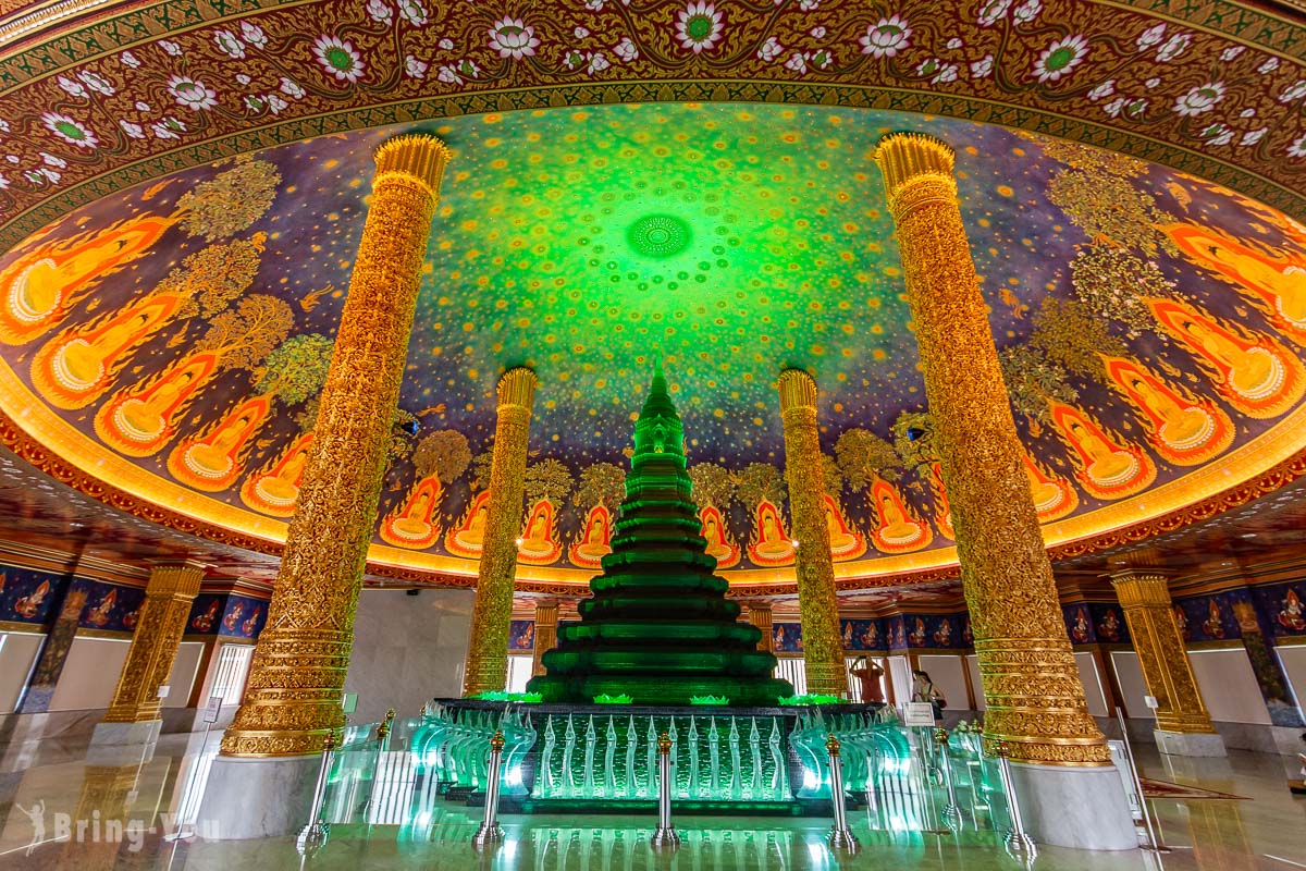 Paknam Phasi Charoen Temple Bangkok: A 2024’s Travel Guide